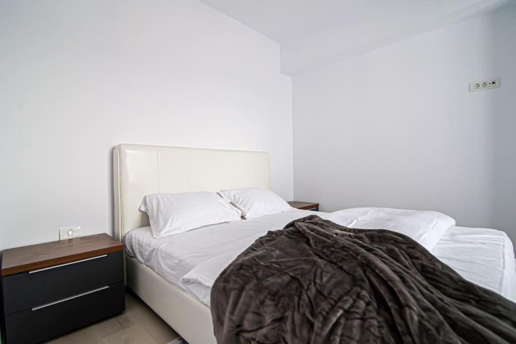 City Center Accomodation- 401 Resita Exterior photo